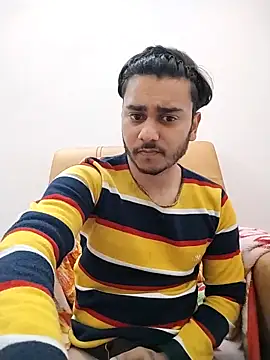 samnick4321 online show from 12/18/25, 04:39