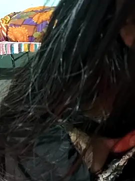 Zoyaa-Zubair online show from 01/06/26, 08:57