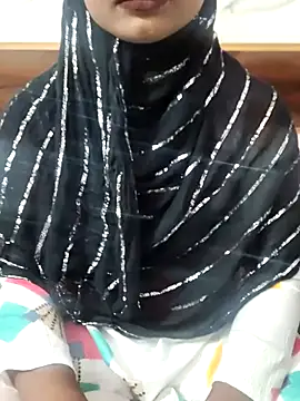 Snapshot of Zoyaa-Zubair chatting on 12/02/25, 11:12 Zoyaa-Zubair online show from 12/02/25, 11:12