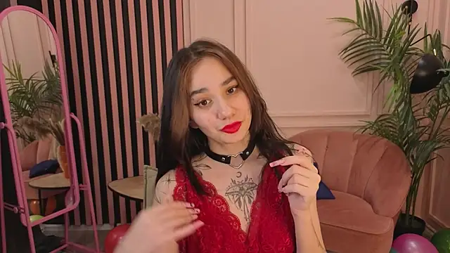 Little Shawty Witch online show from 12/03/25, 01:10