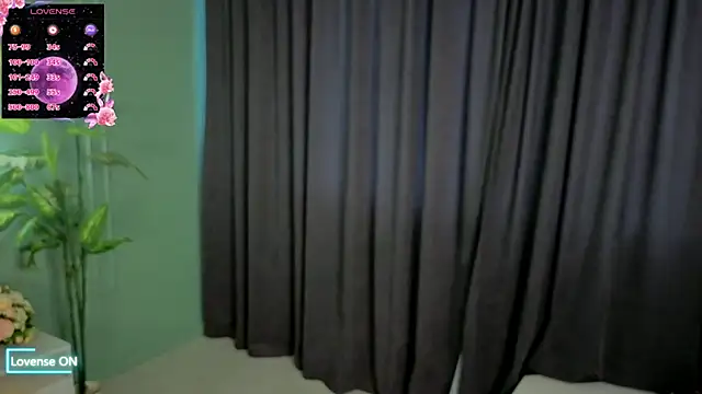 LaurieGutierrez online show from 03/17/26, 05:10