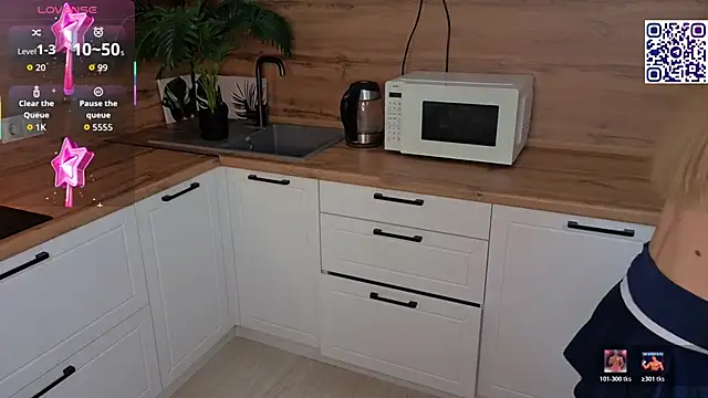 LaurieGutierrez online show from 01/06/26, 05:11