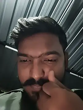 Snapshot of DesiHunk2255 chatting on 12/17/25, 05:07 DesiHunk2255 online show from 12/17/25, 05:07