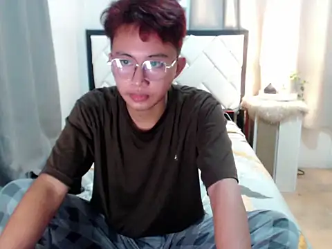 asiantwink0000 online show from 02/06/26, 12:01