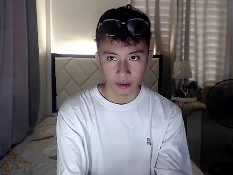 asiantwink0000 online show from 02/11/26, 02:00