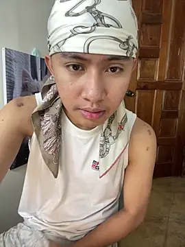 asiantwink0000 online show from 02/03/26, 11:10