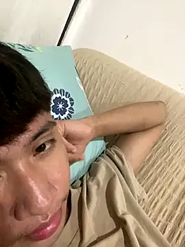 asiantwink0000 online show from 12/17/25, 07:19