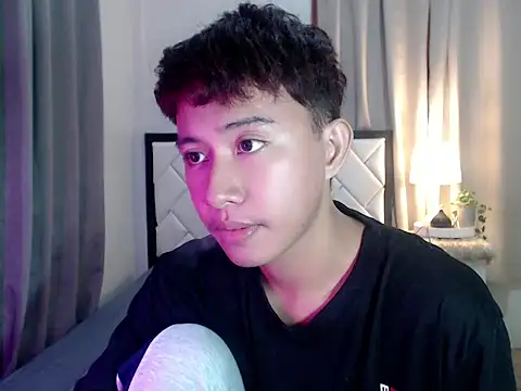 asiantwink0000 online show from 02/15/26, 04:39