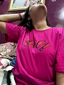 Collage girl01 online show from 11/29/25, 08:14