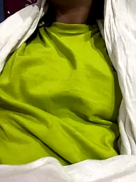 Collage girl01 online show from 11/28/25, 07:30