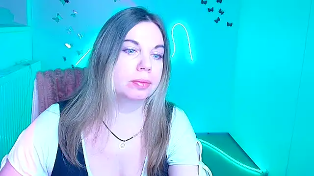 Amanda Swannn online show from 03/11/26, 06:51