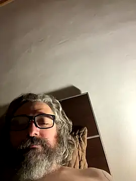 maxxporong online show from 12/04/25, 01:37