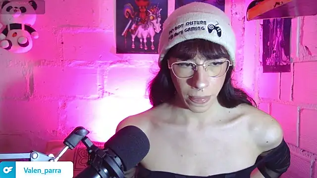 kattycat   online show from 12/03/25, 02:56