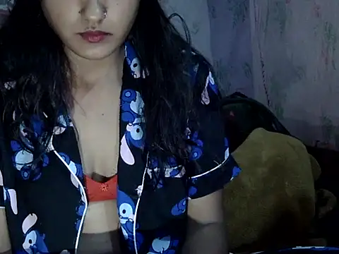 Snapshot of Hot_Princess2000 chatting on 12/16/25, 06:12 Hot Princess2000 online show from 12/16/25, 06:12