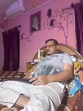 Saxymood1111 online show from 03/29/26, 05:47