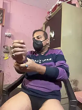 Saxymood1111 online show from 12/16/25, 07:01