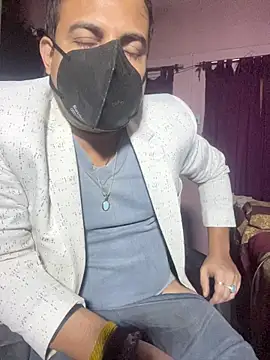 Saxymood1111 online show from 12/18/25, 06:18