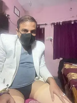 Saxymood1111 online show from 12/20/25, 04:21