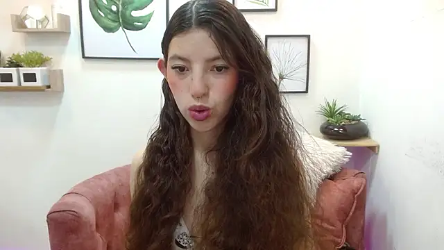 miss nami 1 online show from 12/18/25, 01:59