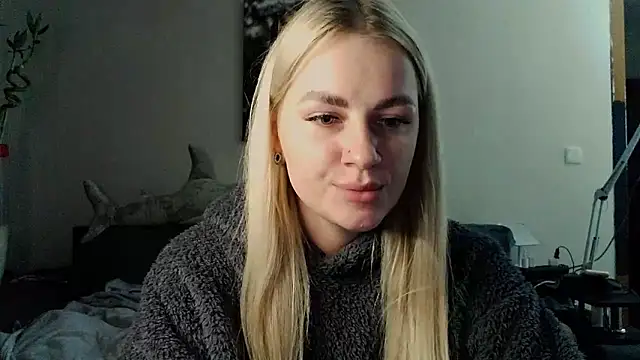 Snapshot of Whitehex666 chatting on 11/30/25, 04:41 Whitehex666 online show from 11/30/25, 04:41