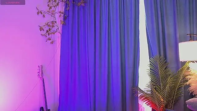 Jennifer Wiliams online show from 03/04/26, 12:35