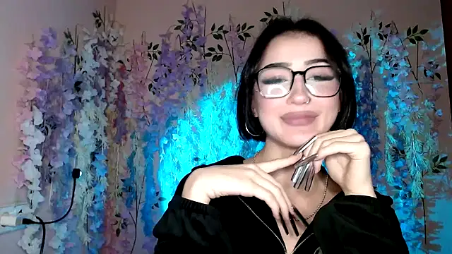 Sweeet Sss online show from 11/28/25, 03:23