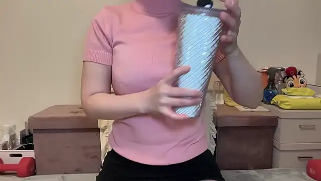 Snapshot of Soratan1218 chatting on 12/01/25, 01:01 Soratan1218 online show from 12/01/25, 01:01