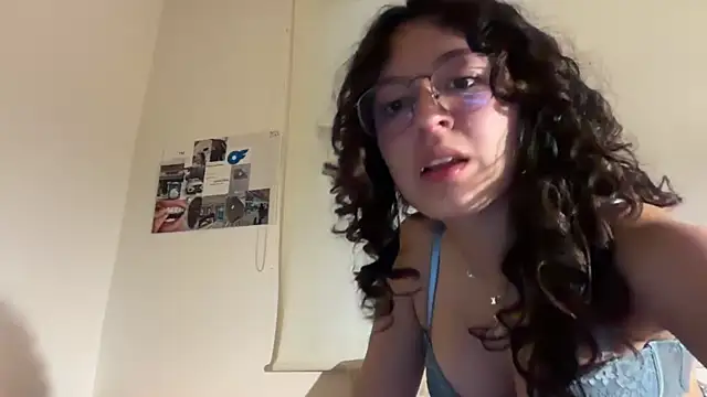 Alicatcua  online show from 03/23/26, 02:11