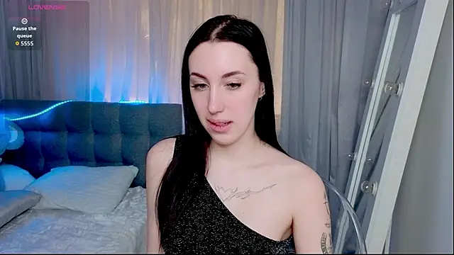 Miss  Linn online show from 02/04/26, 11:49