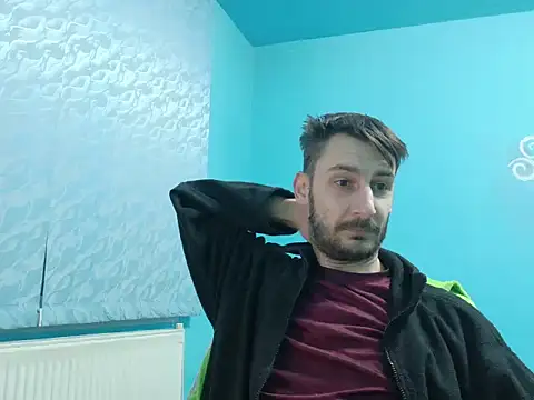 Snapshot of bigcockbignose chatting on 12/15/25, 08:14 bigcockbignose online show from 12/15/25, 08:14