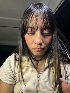 Mia fiire online show from 01/15/26, 02:37