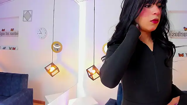 Hot Darliing online show from 11/29/25, 01:55