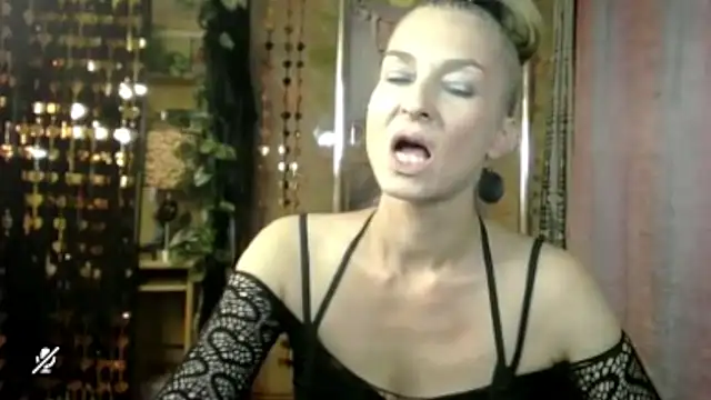 Snapshot of Soniakiss chatting on 07/06/26, 01:51 Soniakiss online show from 07/06/26, 01:51