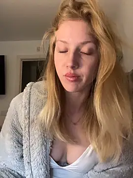 RosieLovexoxx online show from 01/06/26, 01:15