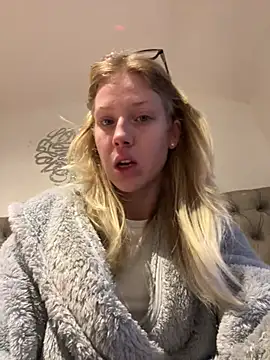 RosieLovexoxx online show from 01/08/26, 04:02