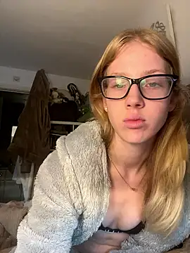 RosieLovexoxx online show from 01/10/26, 03:51