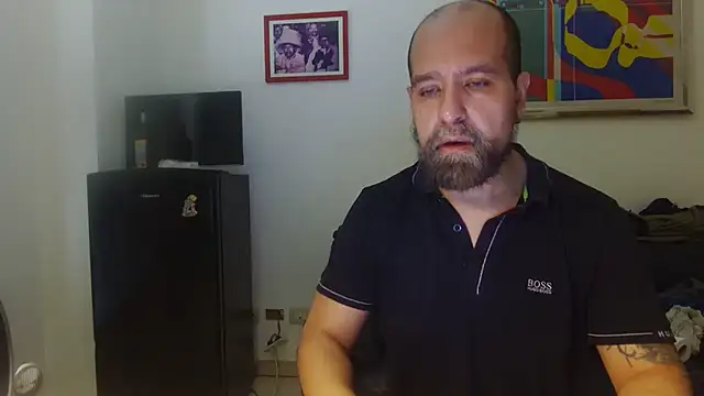 Snapshot of AMIRDIB2025 chatting on 07/15/26, 01:18 AMIRDIB2025 online show from 07/15/26, 01:18