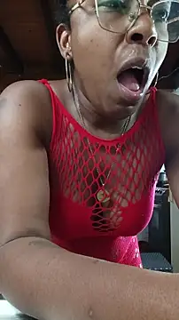 Snapshot of ChanneldelaCroix chatting on 03/24/26, 11:10 ChanneldelaCroix online show from 03/24/26, 11:10