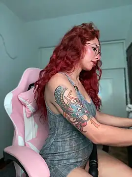 PrettyChloe  online show from 03/04/26, 07:43