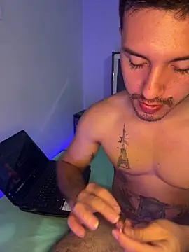 Snapshot of nico_sexboy chatting on 06/05/26, 06:40 nico sexboy online show from 06/05/26, 06:40
