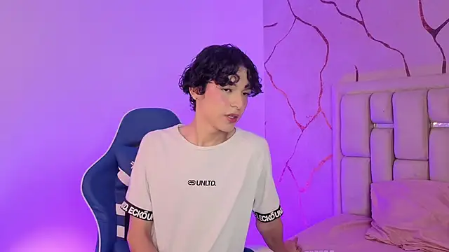 SthepanodiMonaco online show from 03/20/26, 03:40