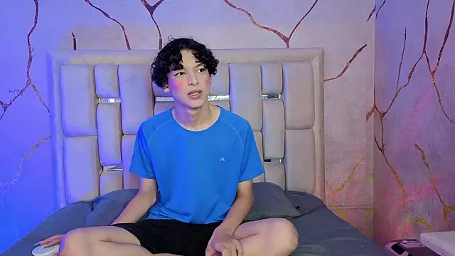 SthepanodiMonaco online show from 03/28/26, 03:18