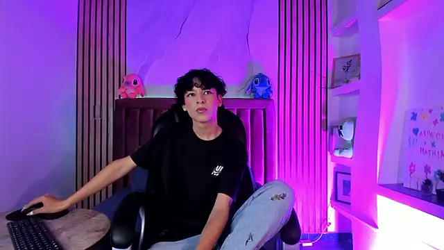 SthepanodiMonaco online show from 03/27/26, 03:26