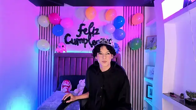 SthepanodiMonaco online show from 04/10/26, 03:13