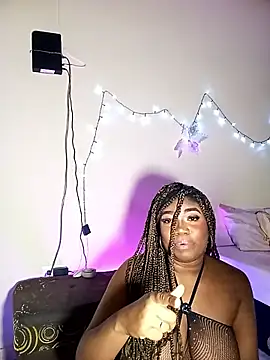 Snapshot of GraceMaaceey chatting on 06/13/26, 02:31 GraceMaaceey online show from 06/13/26, 02:31