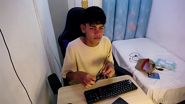 Lil babyyy  online show from 12/03/25, 02:56