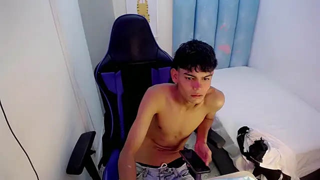 Lil babyyy  online show from 12/02/25, 03:41