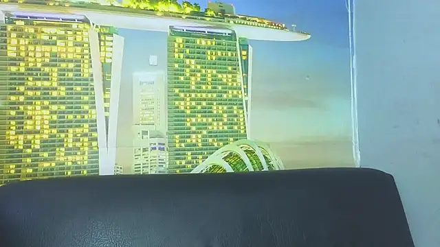 Snapshot of Melanny-hot-tonny chatting on 12/18/25, 10:19 Melanny-hot-tonny online show from 12/18/25, 10:19