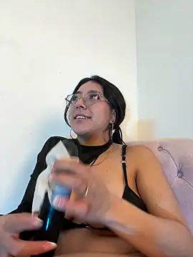 Dafne se online show from 12/18/25, 11:52