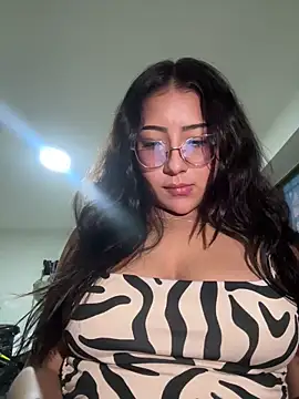 Snapshot of Dafne_se chatting on 05/18/26, 11:20 Dafne se online show from 05/18/26, 11:20